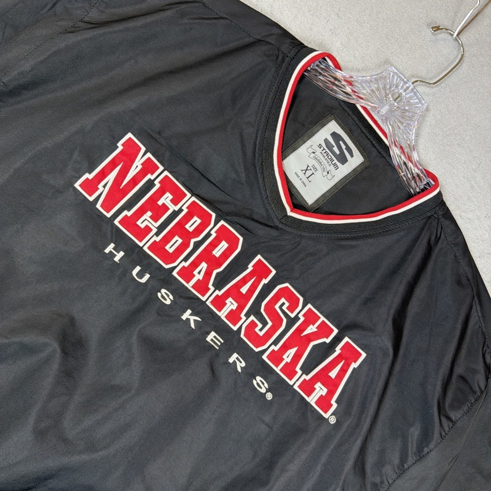 Nebraska Huskers Stadium Athletics Pullover Stitch Windbreaker X-Large Y2K Vtg